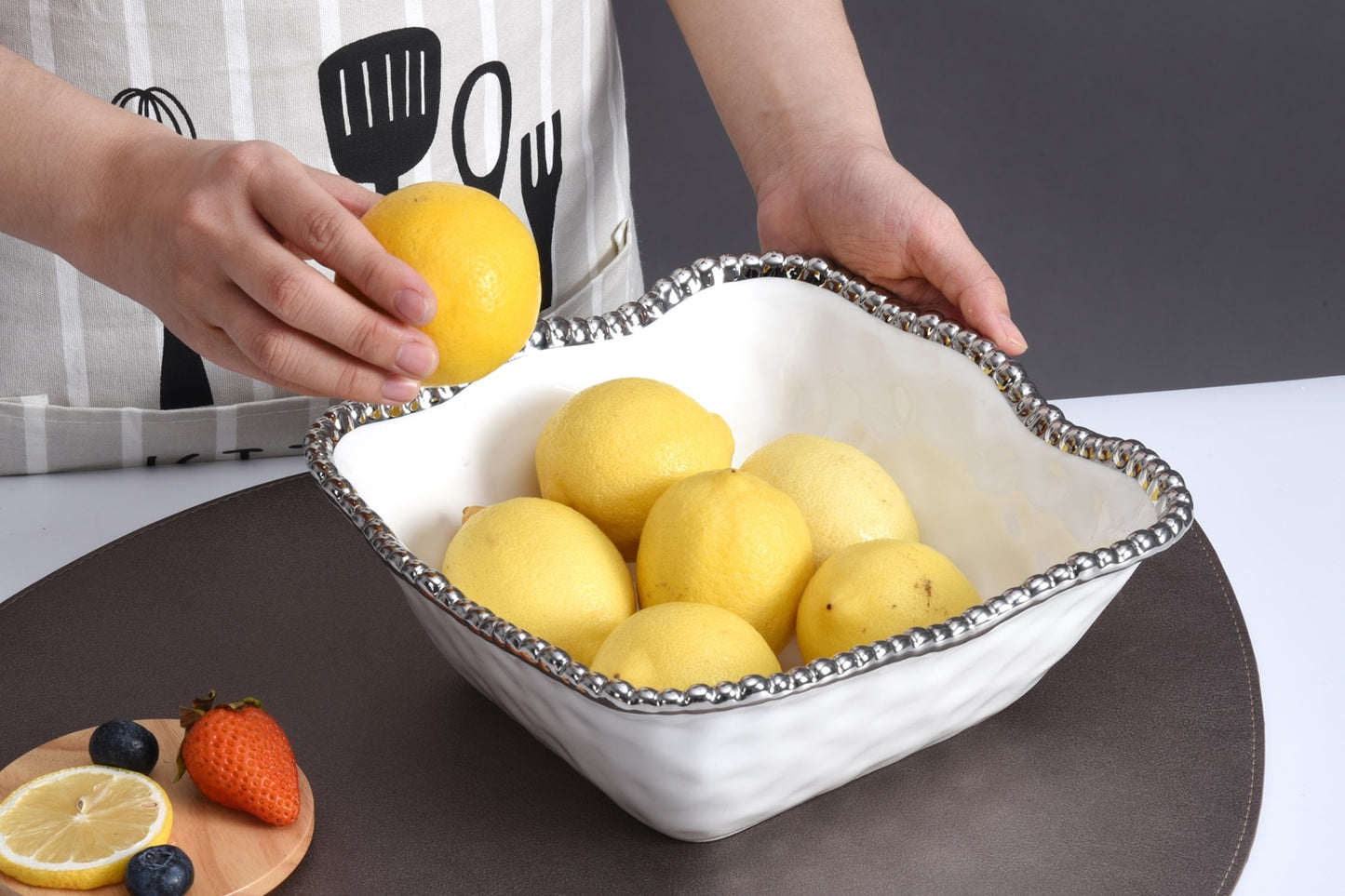 Medium Square Salad Bowl - Salerno