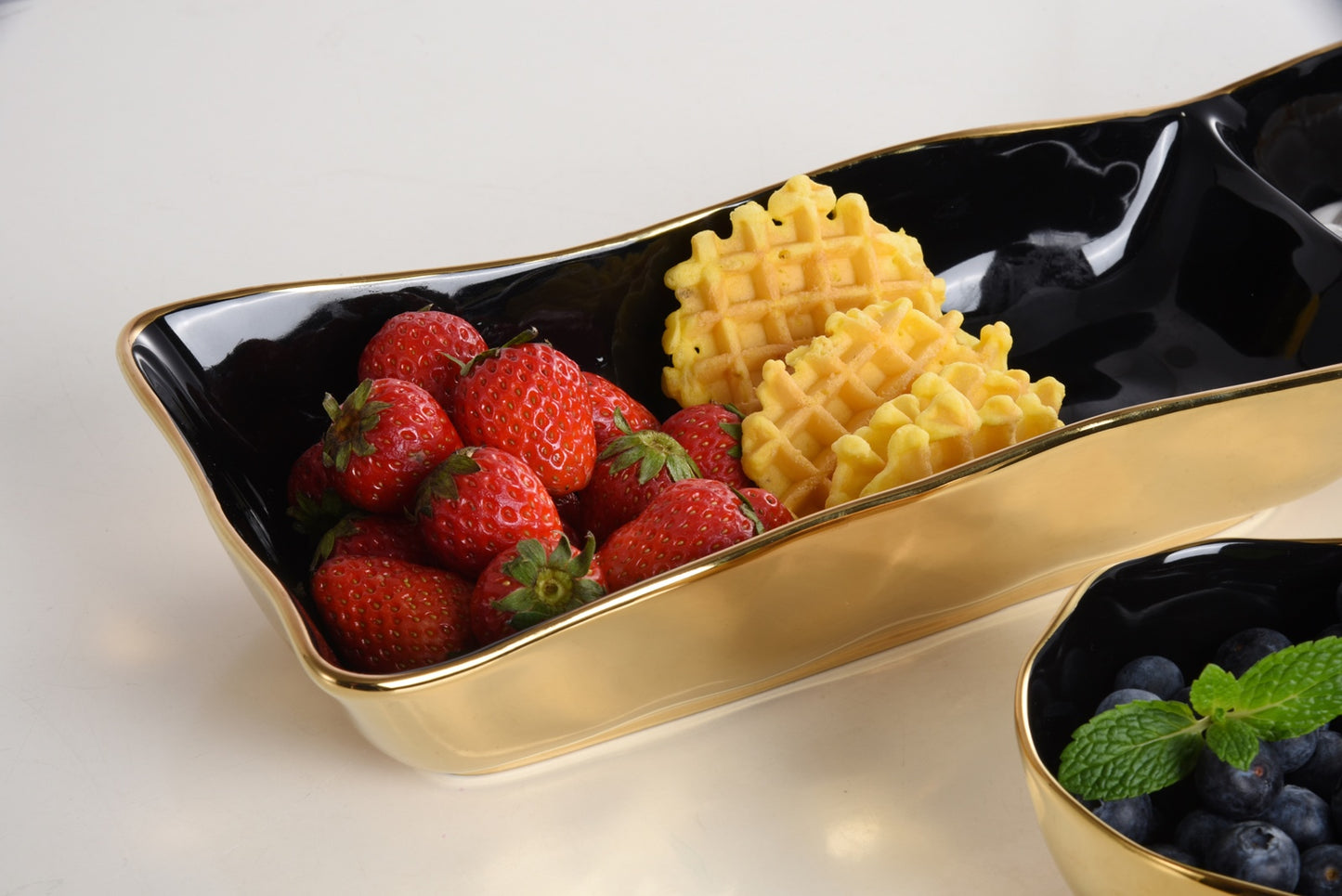 Rectangular Chip and Dip - Black/Gold