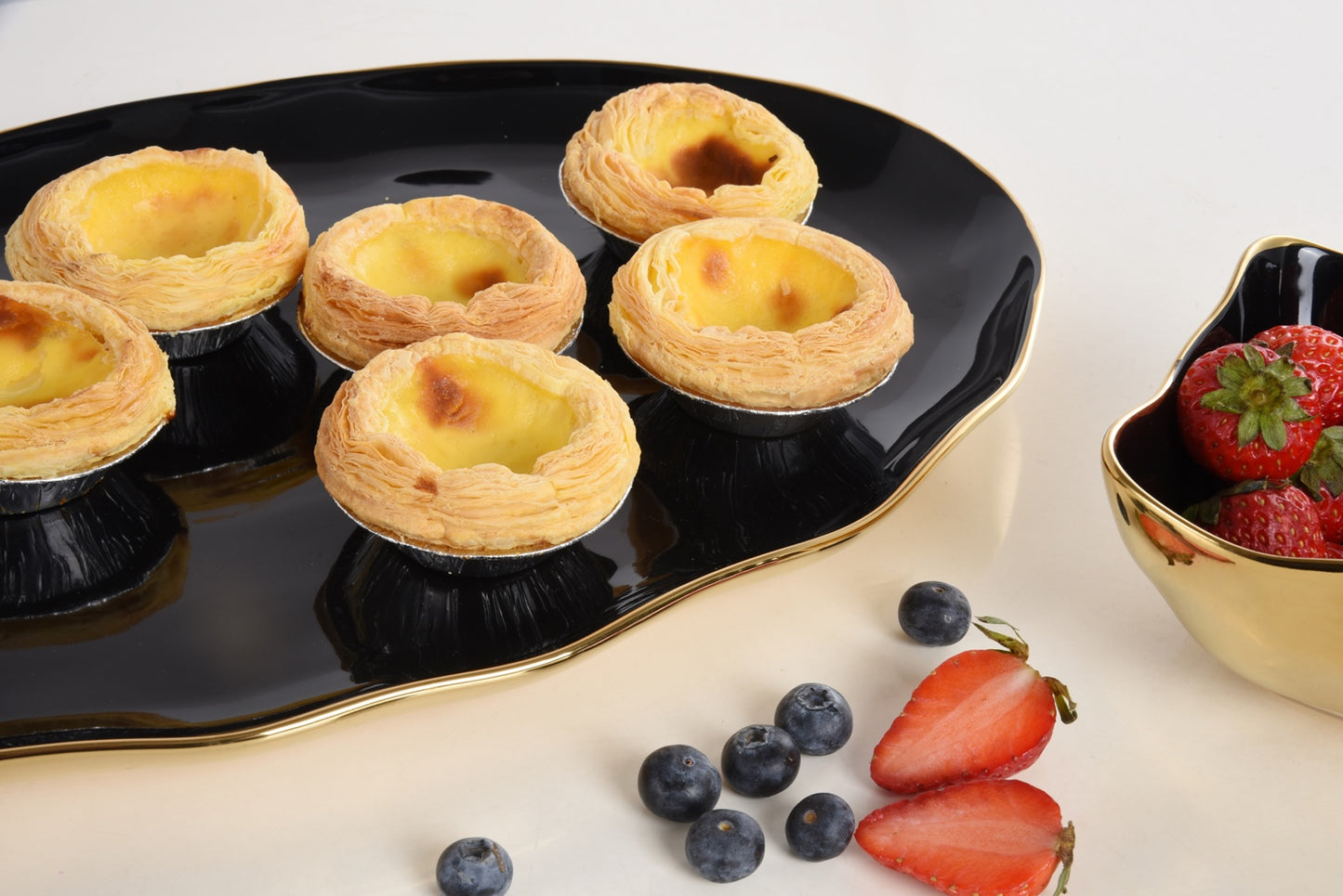 Oval Platter - Black/Gold