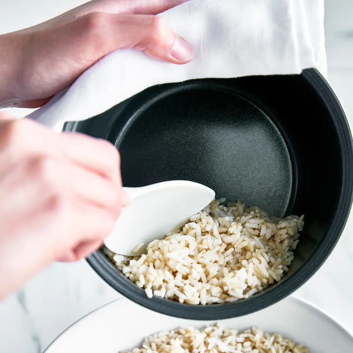 Bistro 8-Cup Traditional Rice Cooker
