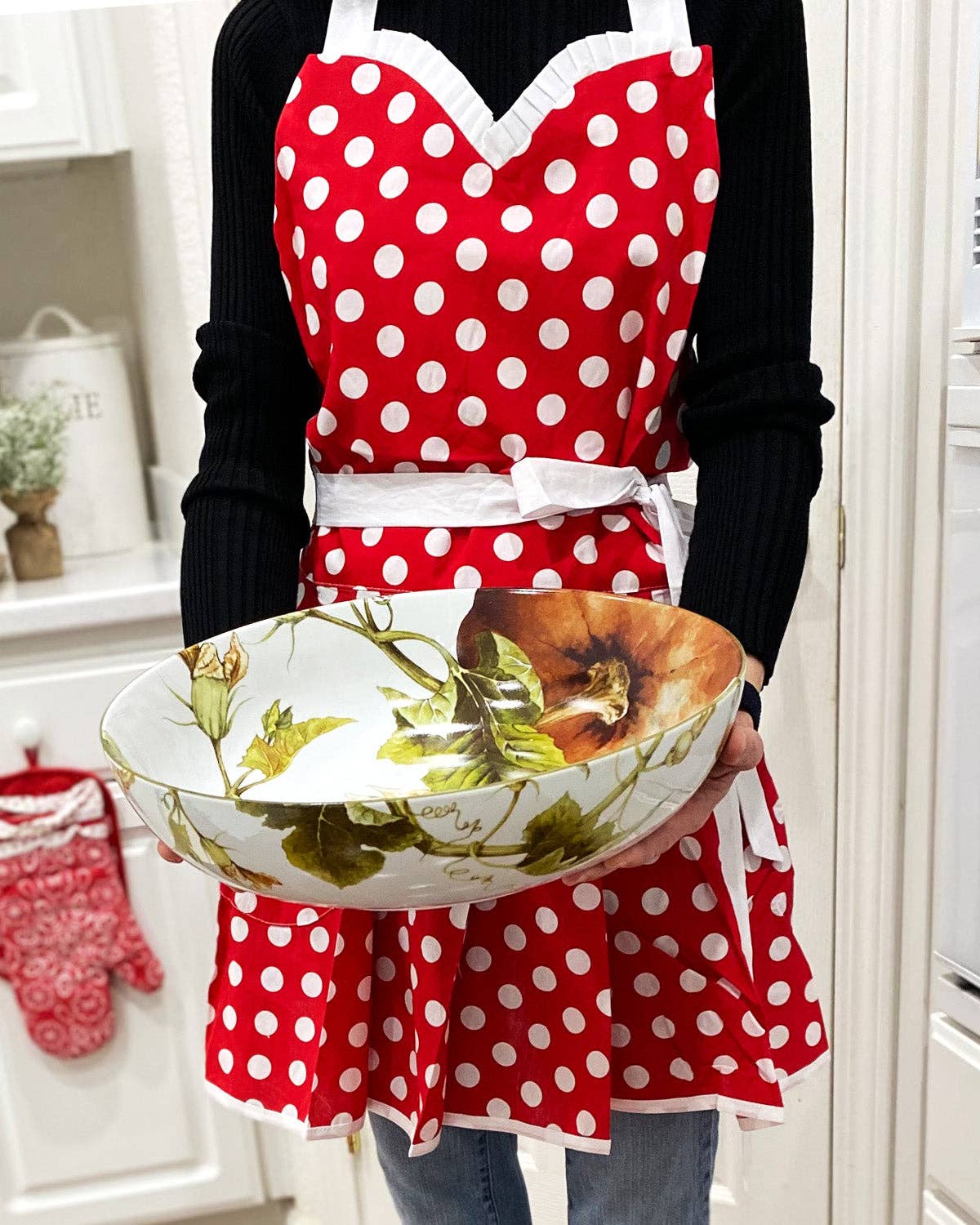 Wrapables Adjustable Flirty Hostess Apron